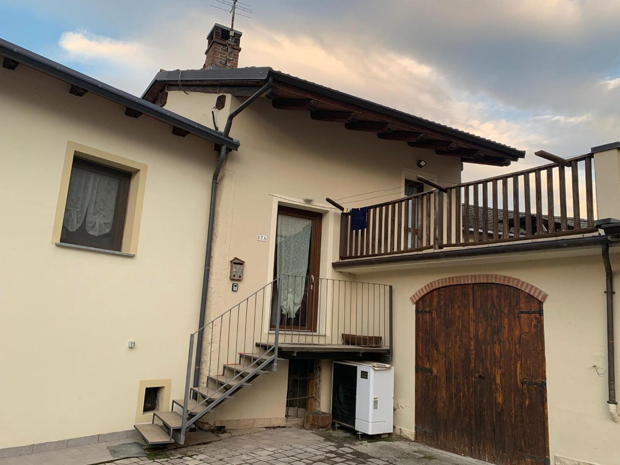 La Casa Di Nonna Pina Villa Roccasparvera Exterior photo